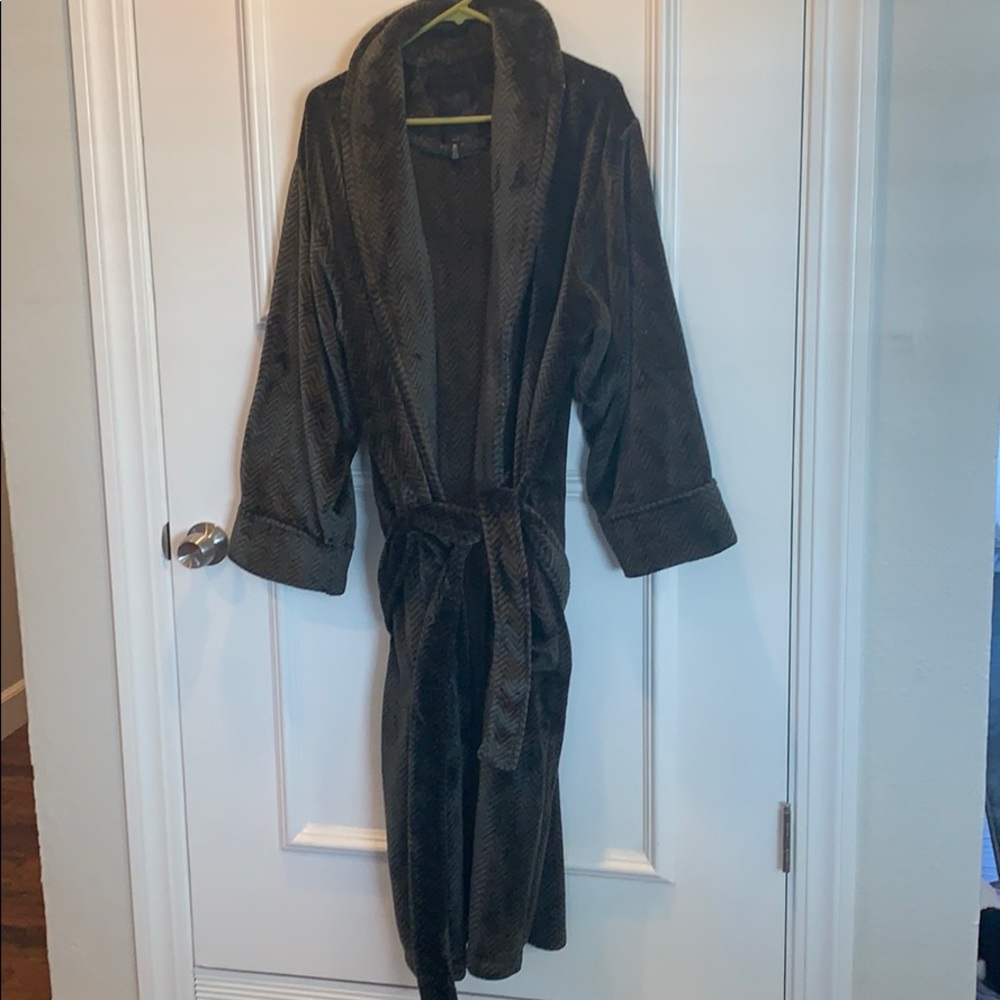 Men’s long robe